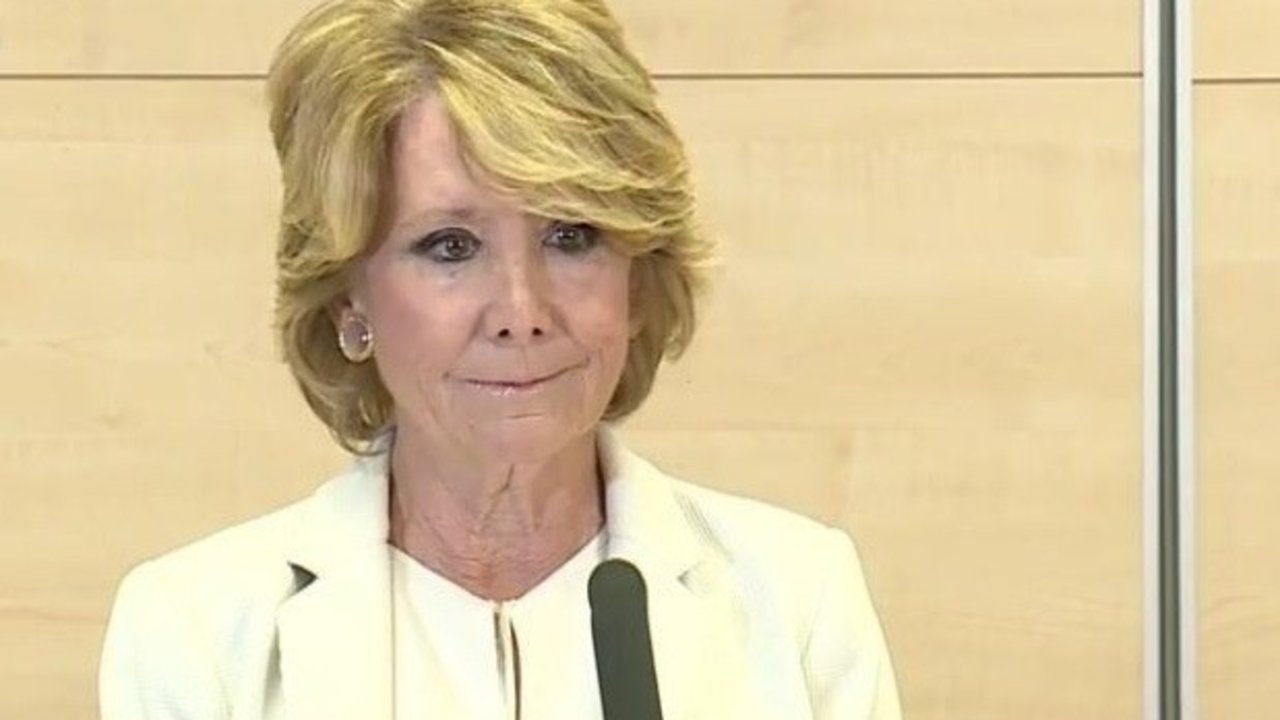 Esperanza Aguirre dimite como concejal en el ayuntamiento de Madrid.