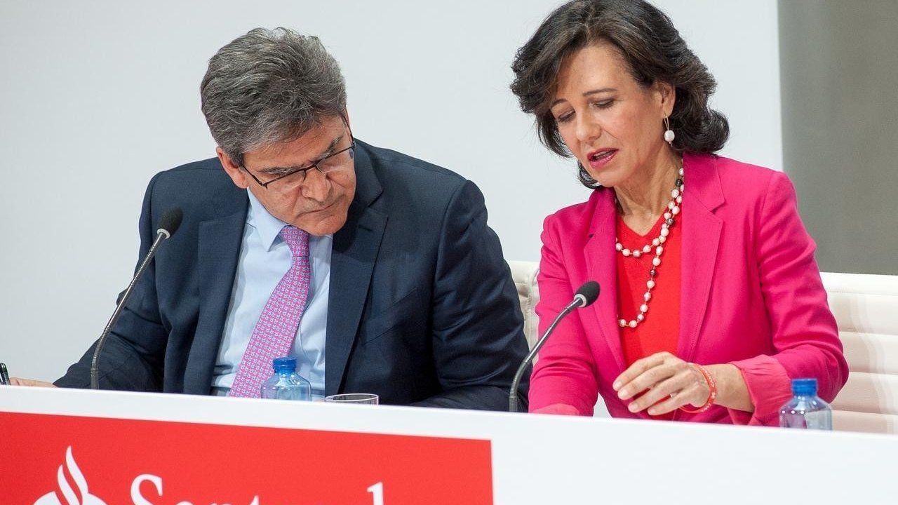 José Antonio Álvarez, vicepresidente, y Ana Botín, presidenta del Banco Santander.