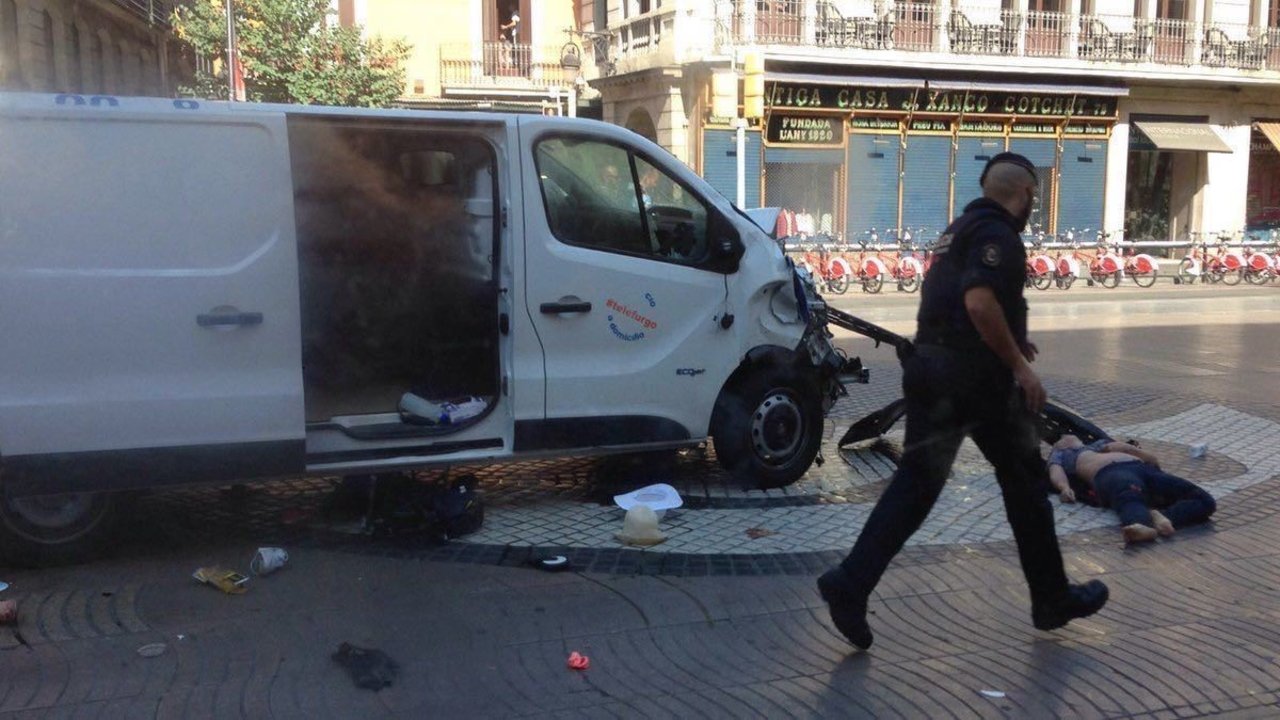 Furgoneta empleada en el atentado de Las Ramblas, Barcelona. 