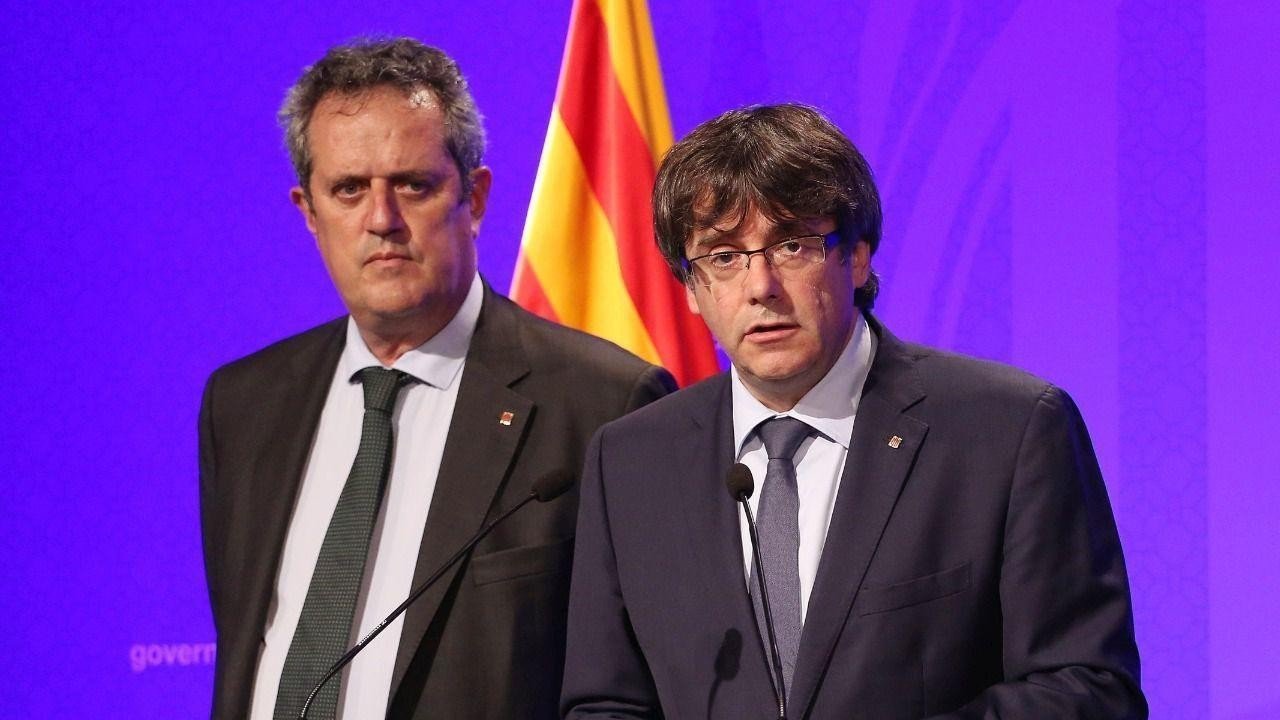 Joaquim Forn, a la izquierda de la imagen junto a Puigdemont.