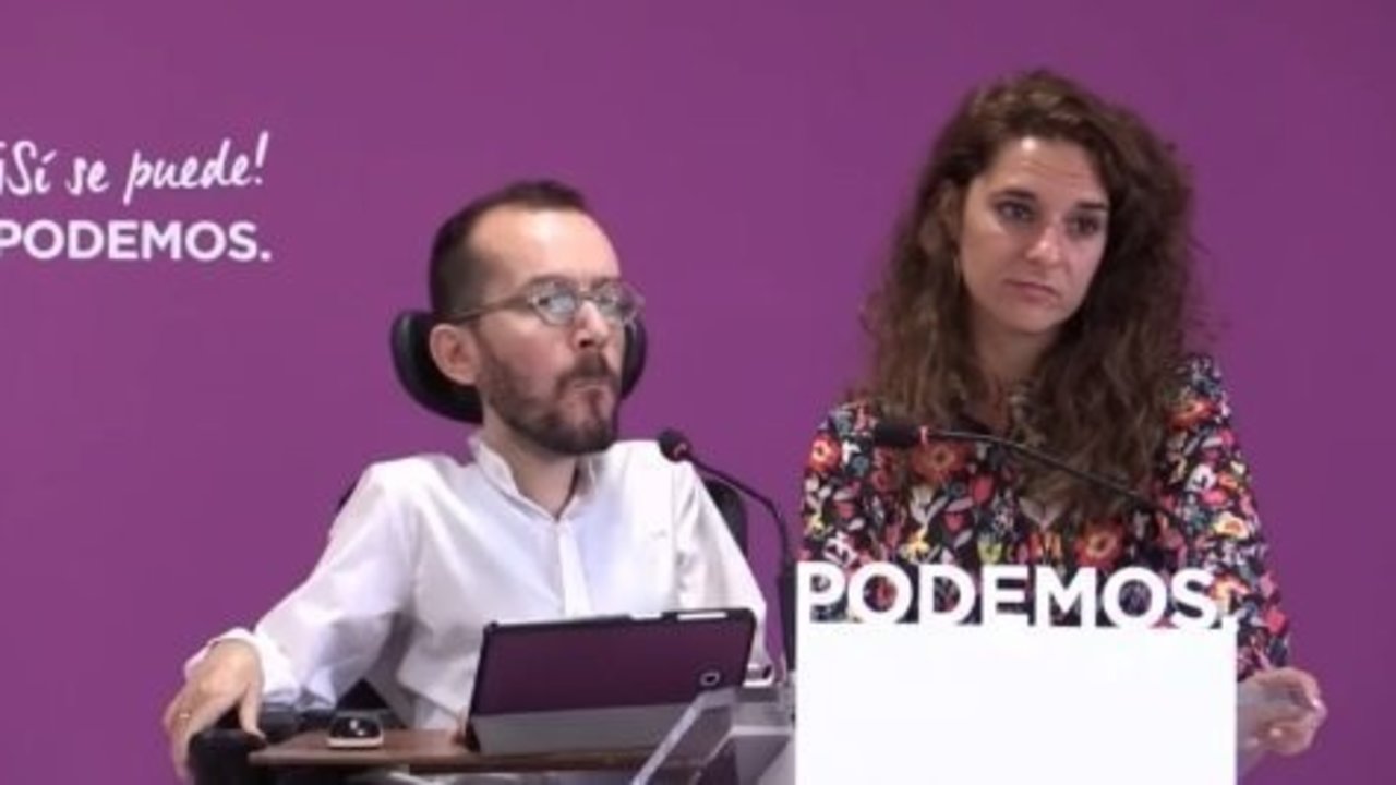 Pablo Echenique y Noelia Vera, tras un Consejo de Coordinación de Podemos.