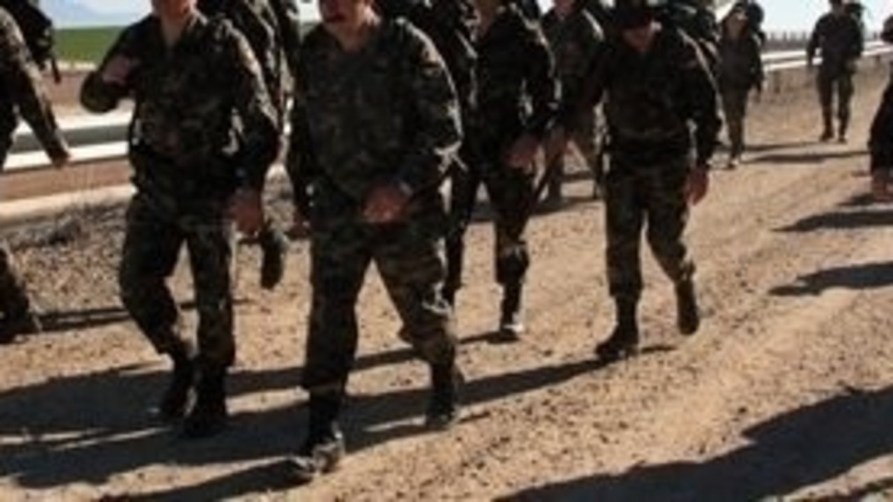 Marcha de militares del Ejército de Tierra.