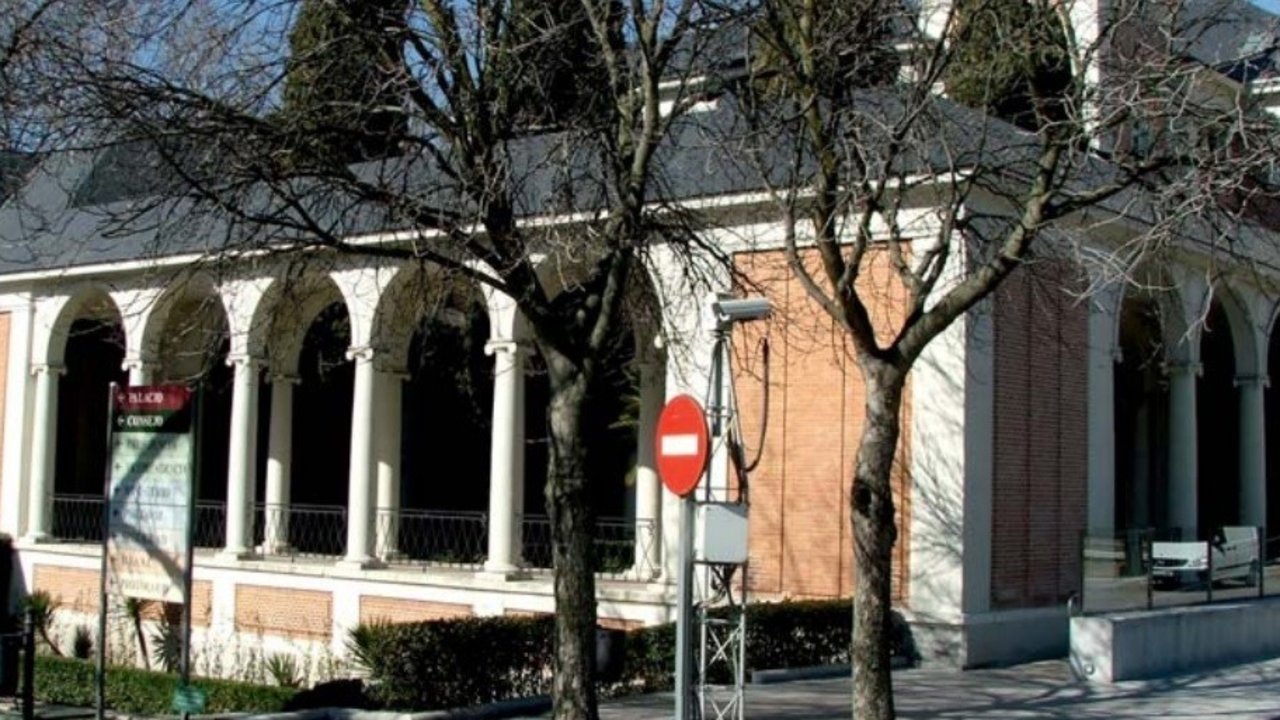 Edificio del Complejo de Moncloa.