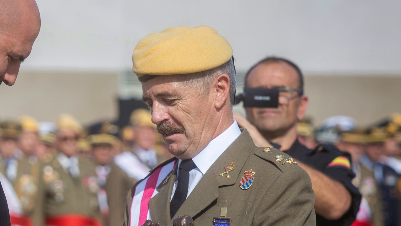 El teniente general Miguel Alcañiz, cuando era jefe de la UME.