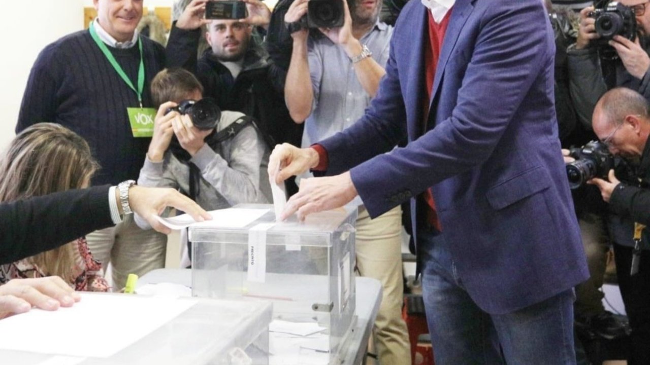 Pedro Sánchez vota en las elecciones generales del 10 de noviembre de 2019.