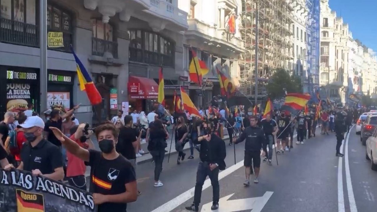Manifestación de neonazis en Chueca (Foto: Europa Press).