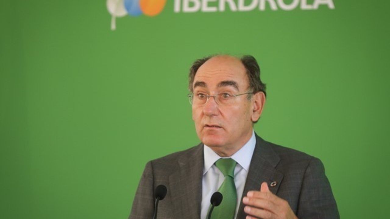 El presidente de Iberdrola, Ignacio Sánchez Galán, durante la inauguración de la planta fotovoltaica del Andévalo de Huelva.