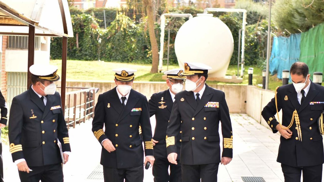 La encuesta de prestigio de la Armada para los ascensos, avalada por la  Audiencia Nacional