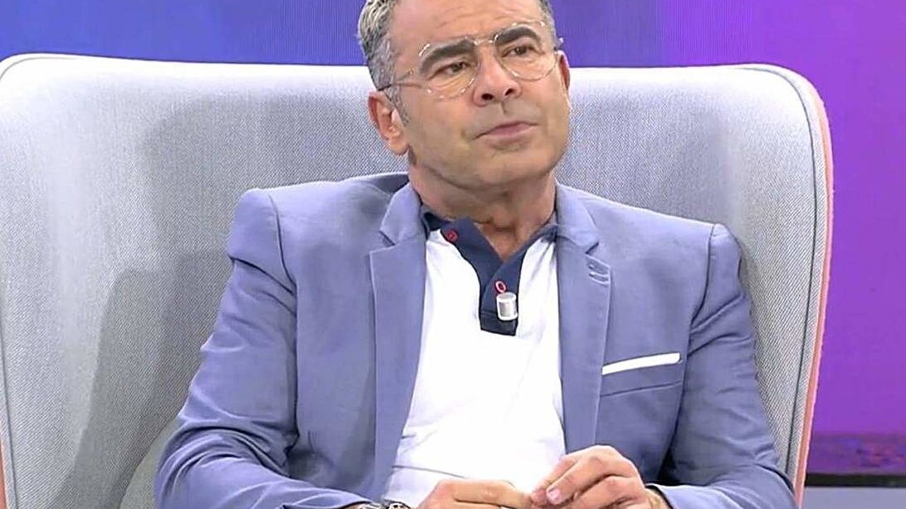 Jorge Javier Vázquez presentando un programa de 'Sálvame Diario'.