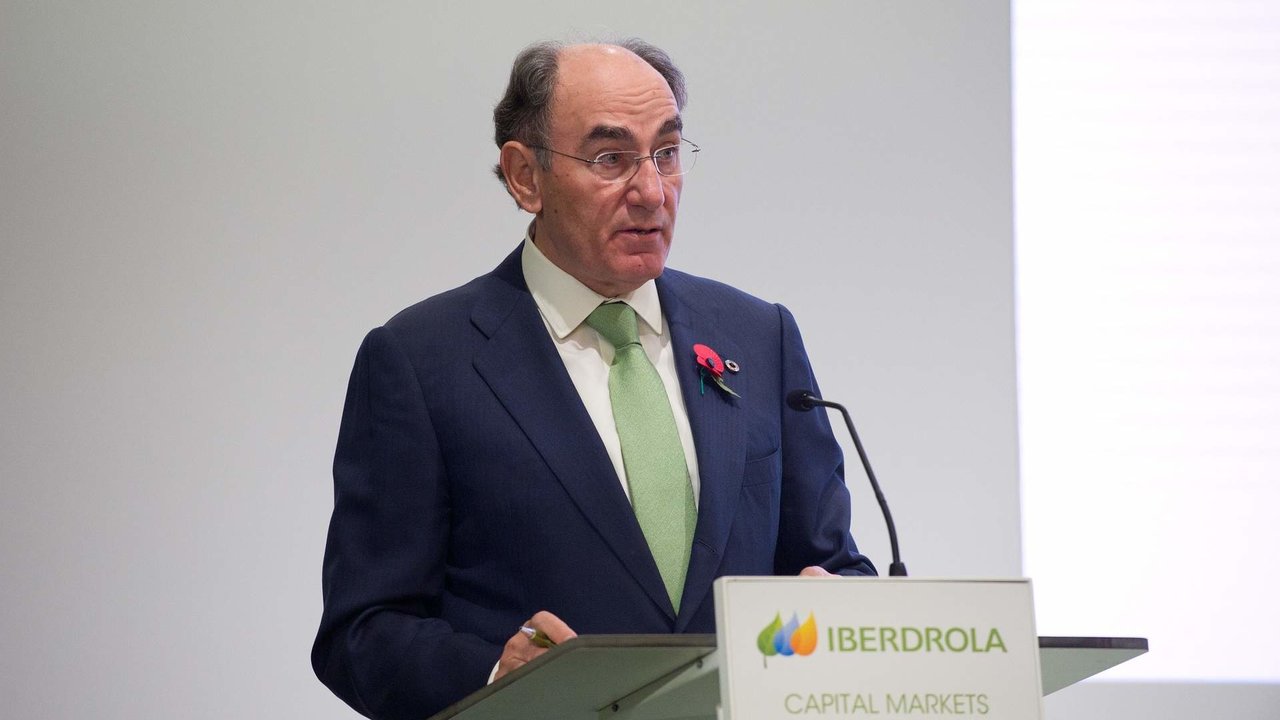 Ignacio Galán: 
Economía.- Iberdrola ve en EE.UU. y Reino Unido "mayor seguridad regulatoria" que en España para dirigir sus inversiones