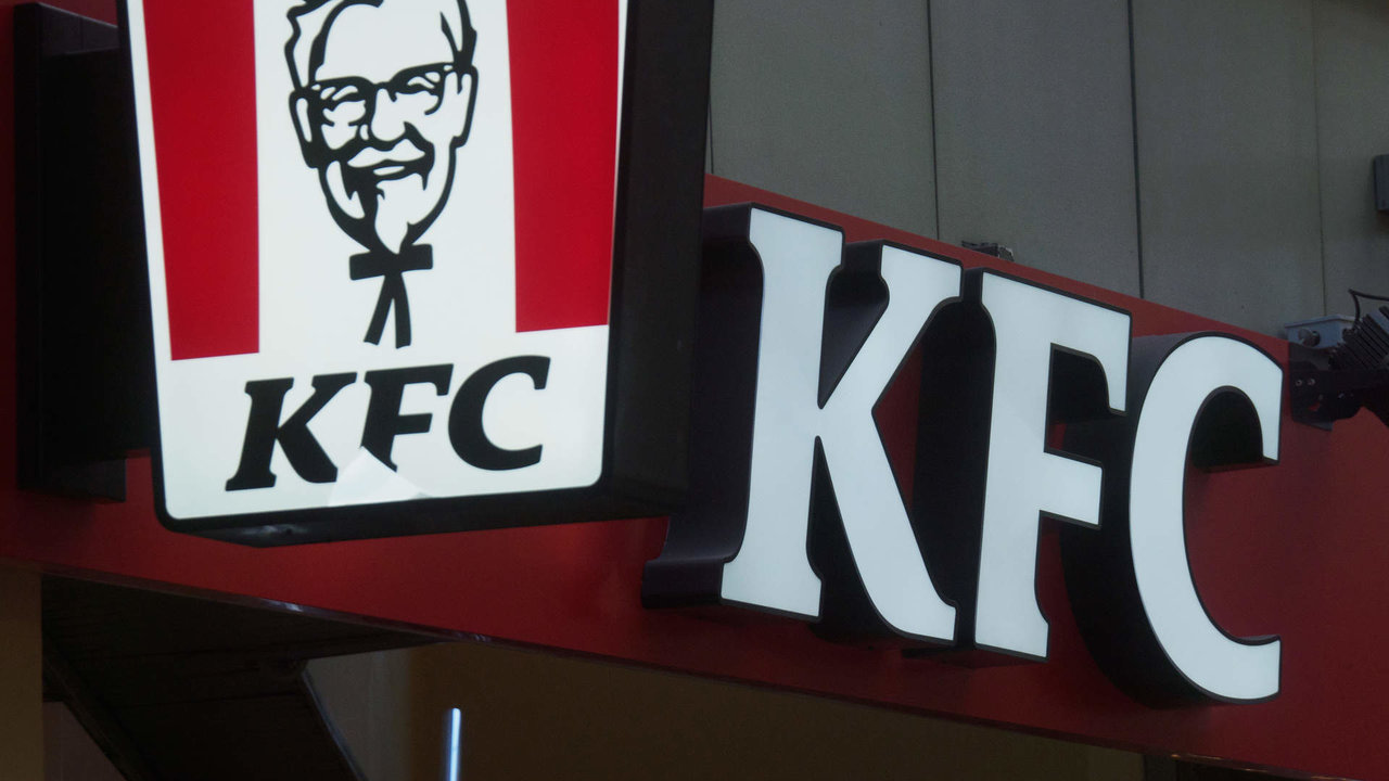 Yum! Brands has announced that it will suspend investments and development of the restaurant chain in Russia. It is planned to close all Pizza Hut pizzerias and part of KFC fast food restaurants