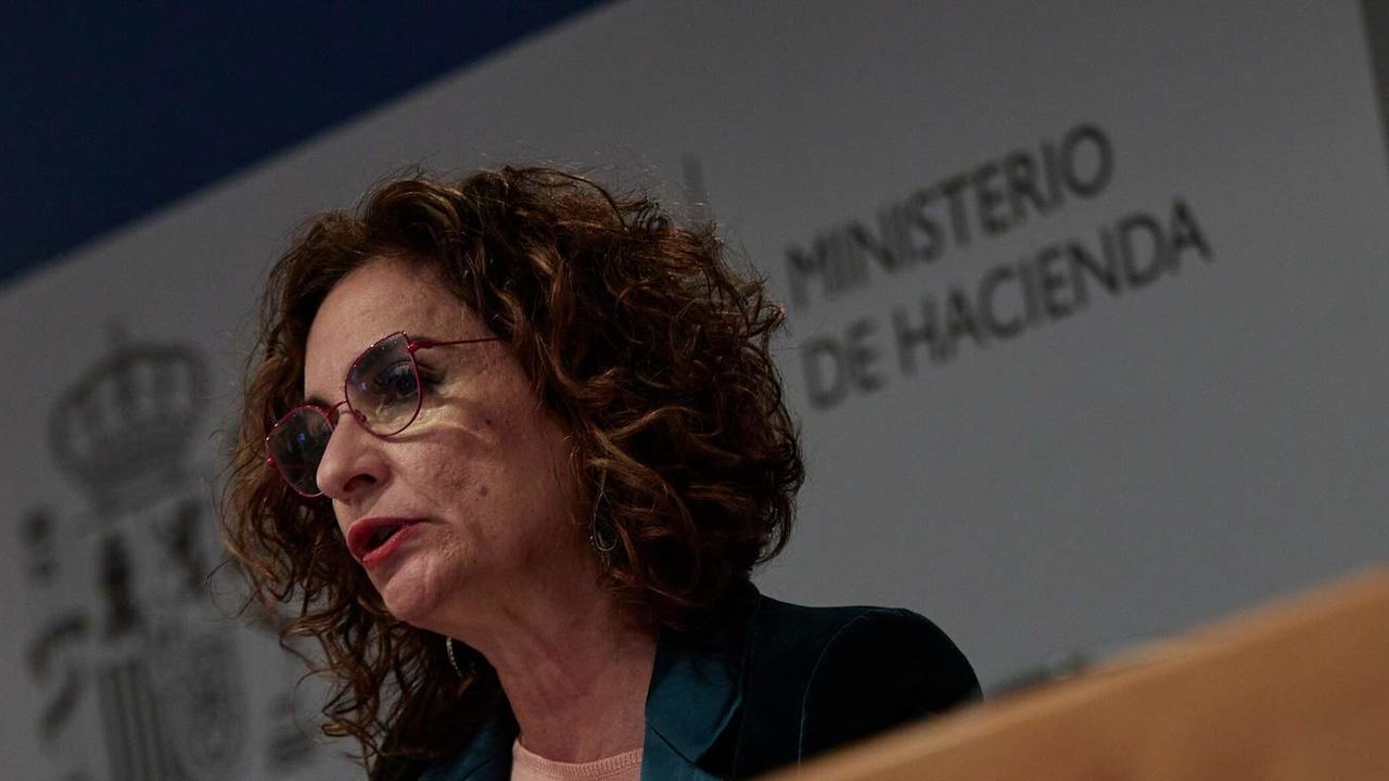 María Jesús Montero, en la sede del Ministerio de Hacienda (Foto: Jesús Hellín / Europa Press).