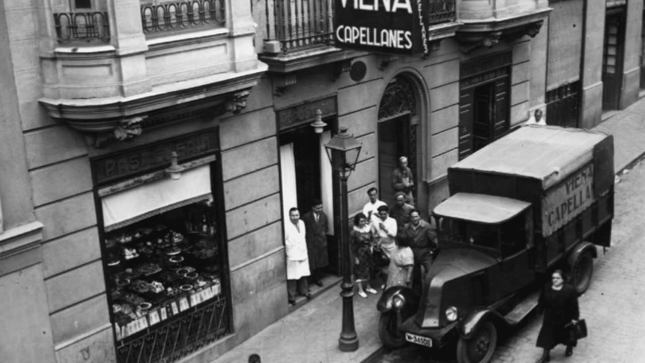 Viena Capellanes: 150 años endulzando Madrid.