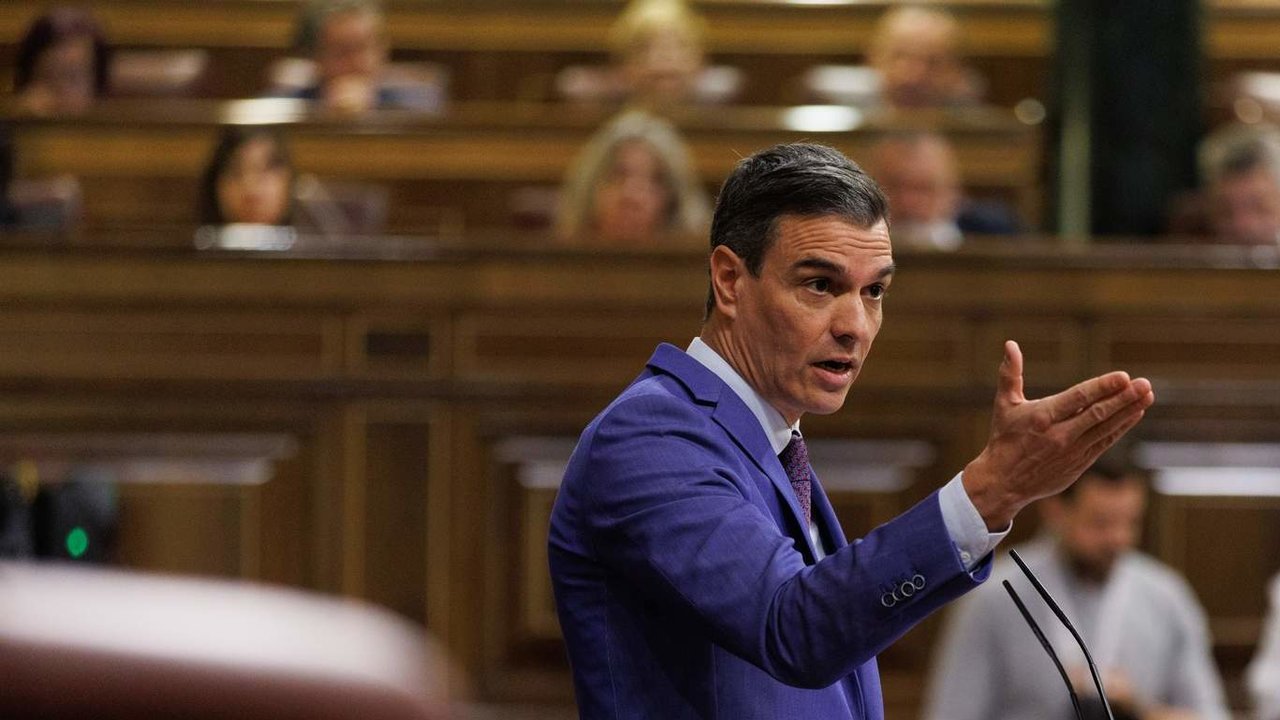 El presidente del Gobierno, Pedro Sánchez, interviene durante un debate de la moción de censura, en el Congreso de los Diputados.