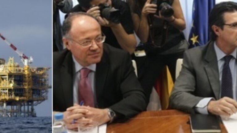 Plataforma de gas Castor; y el ministro Jos&eacute; Manuel Soria, en la reuni&oacute;n con los alcaldes de la zona afectada por los se&iacute;smos.