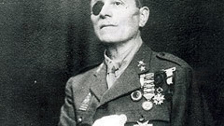 Jos&eacute; Mill&aacute;n-Astray.