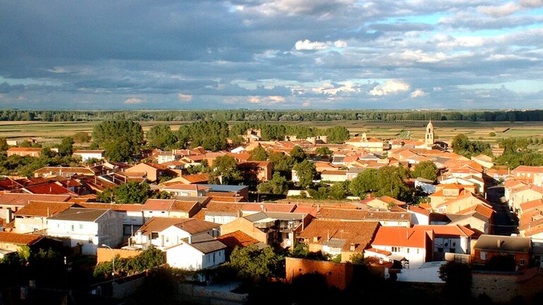 Alija del Infantado, pueblo de la provincia de Le&oacute;n (Espa&ntilde;a),