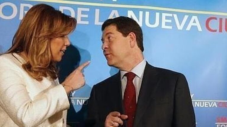 Susana D&iacute;az y Garc&iacute;a-Page en el F&oacute;rum Nueva Econom&iacute;a.