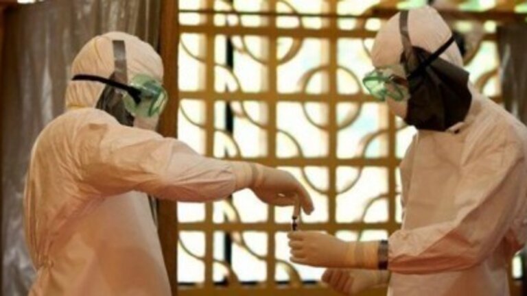Pruebas m&eacute;dicas sobre el &eacute;bola.