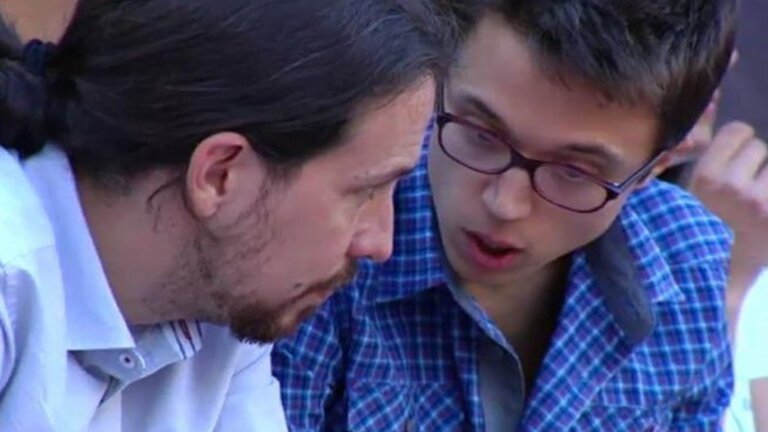 Pablo Iglesias e &Iacute;&ntilde;igo Errej&oacute;n.