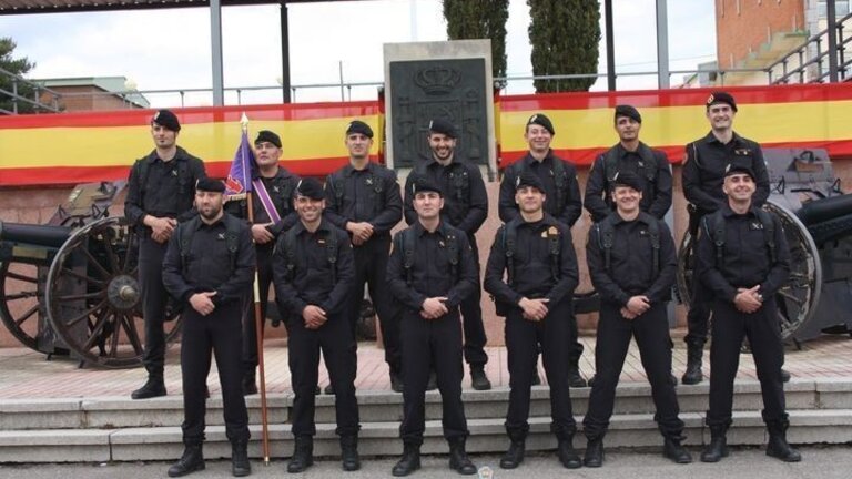 Agentes del Grupo de Reserva y Seguridad.