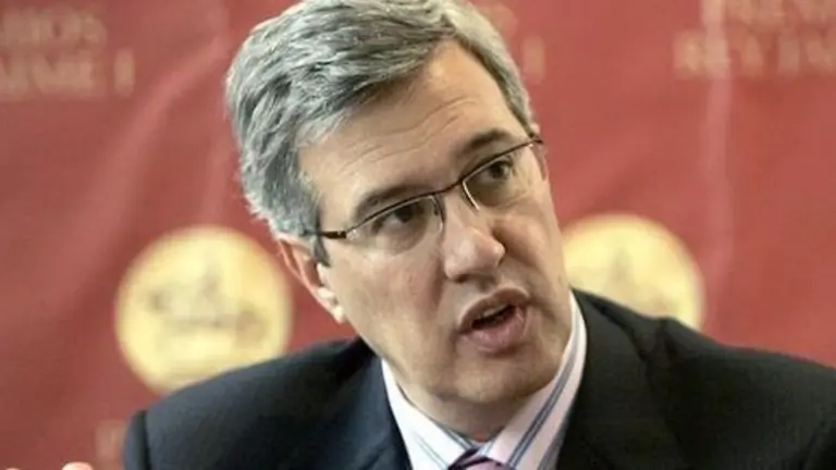 Ernesto Sáenz de Buruaga.