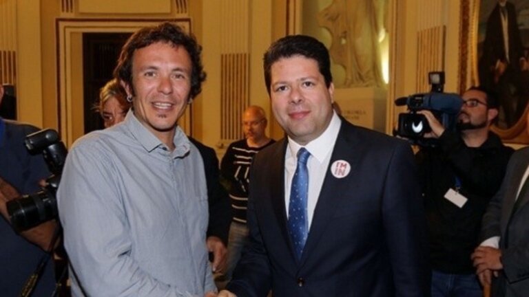 Jos&eacute; Mar&iacute;a Gonz&aacute;lez y Fabian Picardo.