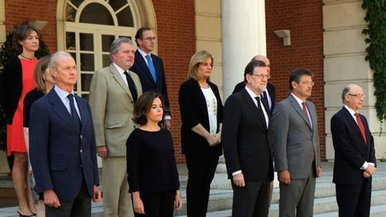 Rajoy con sus ministros.