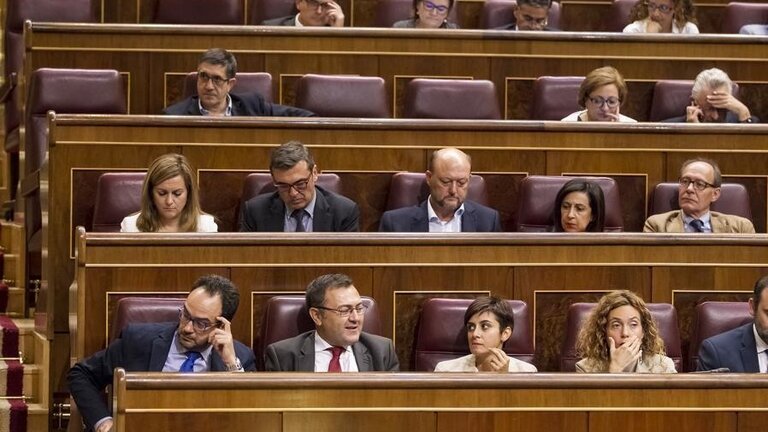 El nuevo Grupo Socialista, con Antonio Hernando al frente.