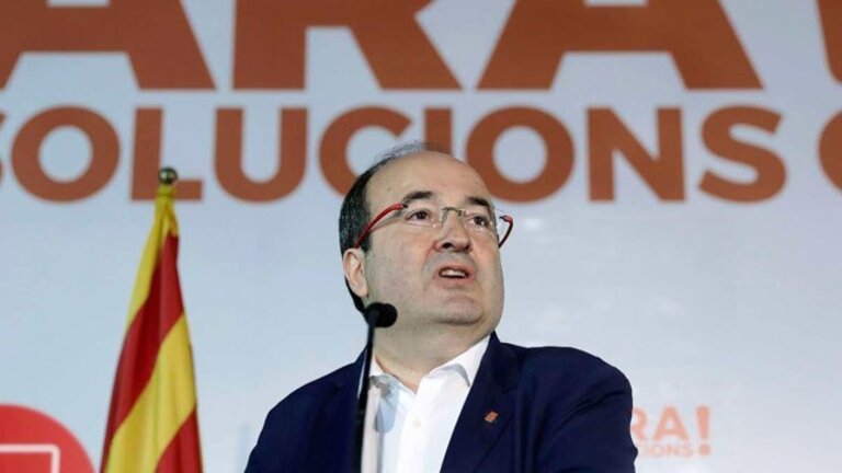 Miquel Iceta durante la celebraci&oacute;n de un acto en Catalu&ntilde;a