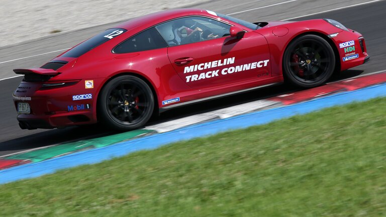 Michelin Track connect