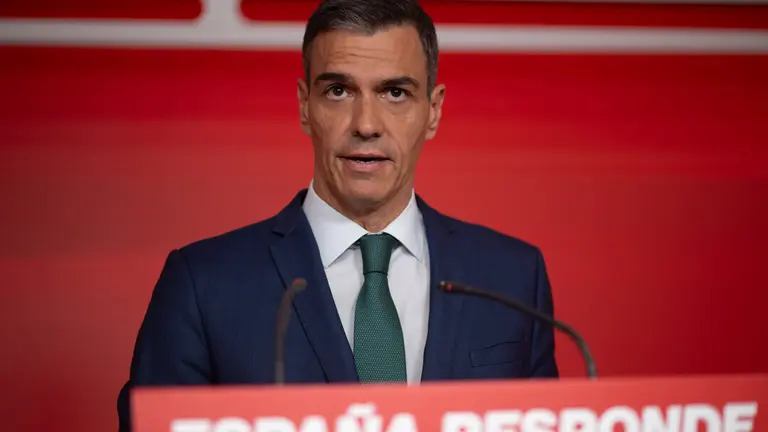 El secretario general del PSOE y presidente del Gobierno, Pedro Sánchez, durante una rueda de prensa, en la sede del PSOE de la calle Ferraz, a 16 de junio de 2025, en Madrid. (Alejandro Martínez Vélez / Europa Press)
