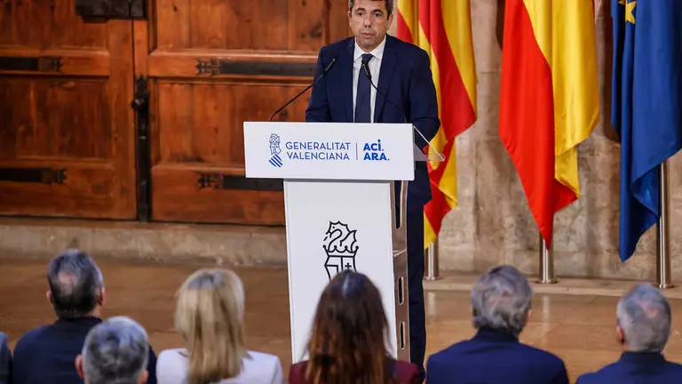 El presidente de la Generalitat valenciana, Carlos Mazón, durante una declaración institucional, en el Palau de la Generalitat, a 3 de noviembre de 2025, en Valencia. (Foto: Rober Solsona / Europa Press)