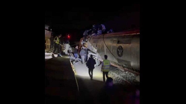 Accidente de tren en Adamuz, C&oacute;rdoba (Imagen: eleanorinthesky).