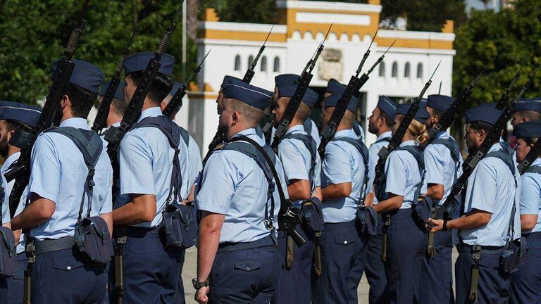 Militares del Ej&eacute;rcito del Aire, en el Acuartelamiento A&eacute;reo de Tablada, Sevilla (Firma: Mar&iacute;a Jos&eacute; L&oacute;pez / Europa Press).