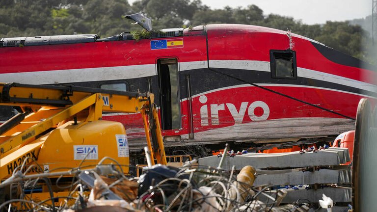 Tiempo r&eacute;cord para reparar v&iacute;as ferroviarias.
