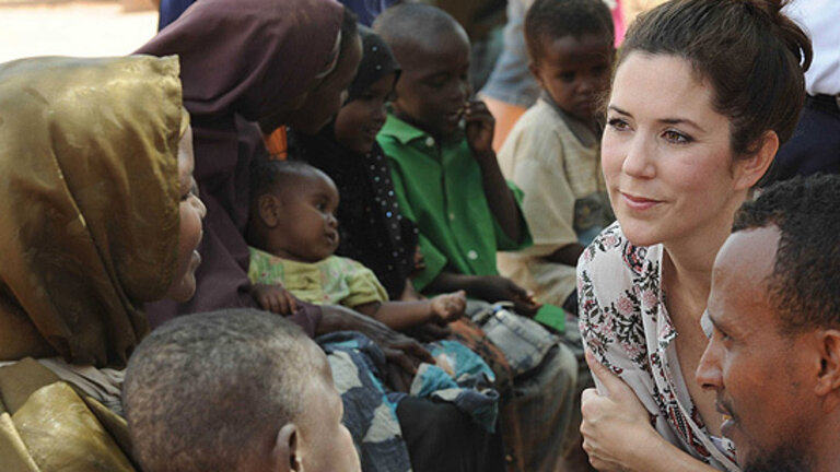 Mary de Dinamarca en un viaje oficial a &Aacute;frica.