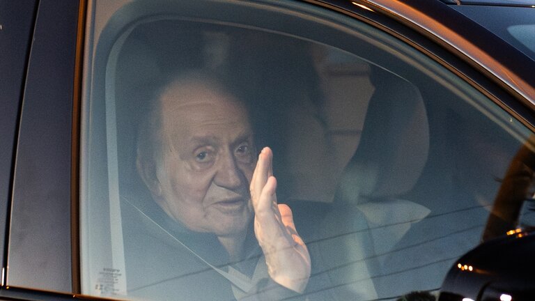 Juan Carlos I llegando a Sanxenxo (Pontevedra), este mi&eacute;rcoles.