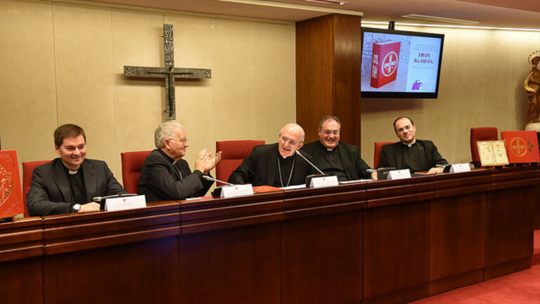 La comisi&oacute;n de obispos que ha presentado el nuevo Misal Romano. 