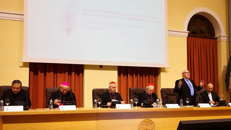 Inauguración del IPJPII en Madrid.