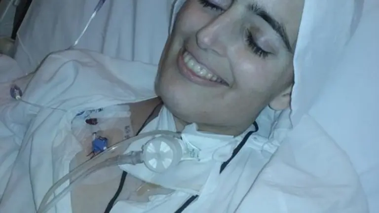 El rostro de la carmelita.