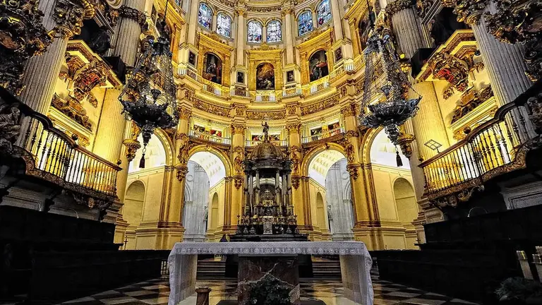 Altar Mayor. La Santa Iglesia Catedral Metropolitana de la Encarnación de Granada