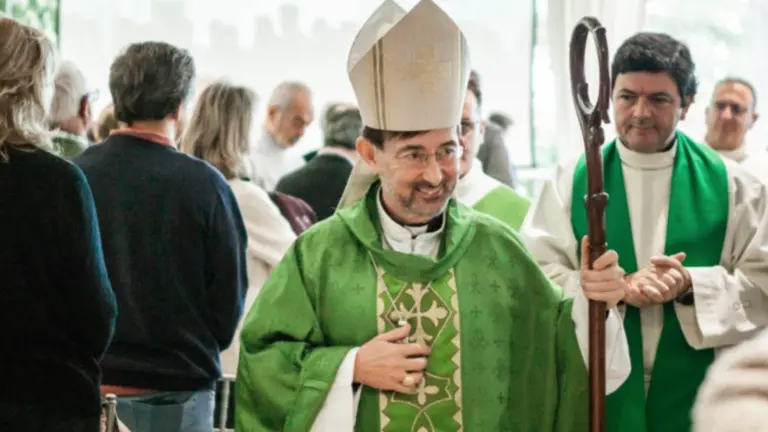 Cobo clausura EncuentroMadrid: “Tenéis en el ADN dos palabras clave más necesarias que nunca: comunión y liberación”