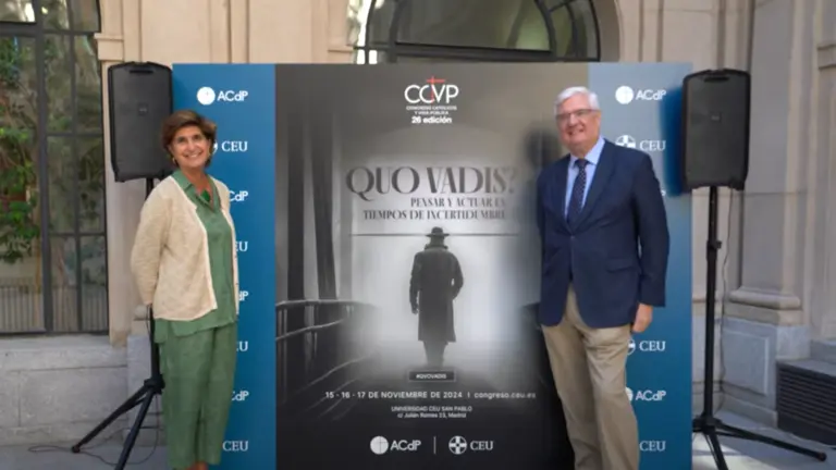 Los codirector del Congreso, José Masip y María San Gil.