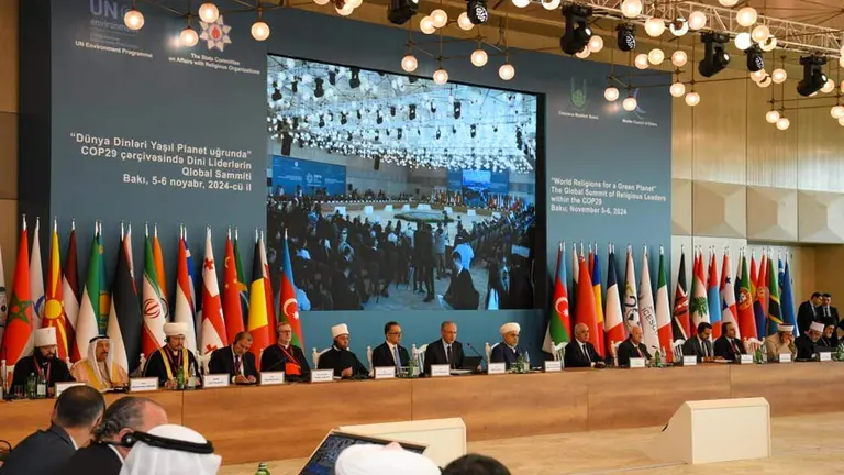El cardenal Claudio Gugerott a Cumbre Mundial de Líderes Religioso.