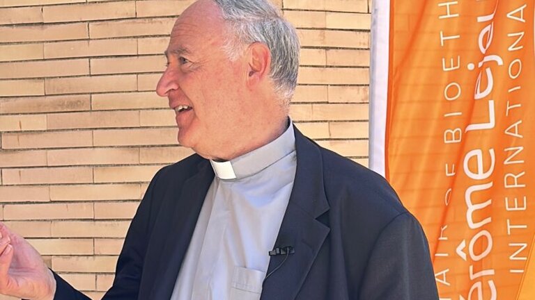 Mons. Renzo Pegoraro, nuevo presidente de la Pontificia Academia para la Vida.