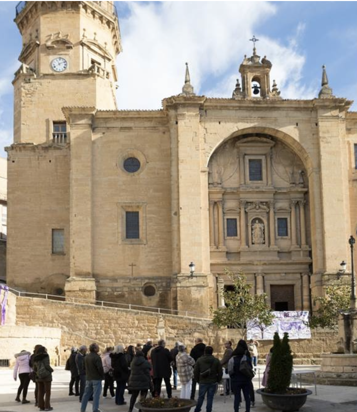 El “Enobús” amplía fechas para acercar La Rioja a sus paladares.