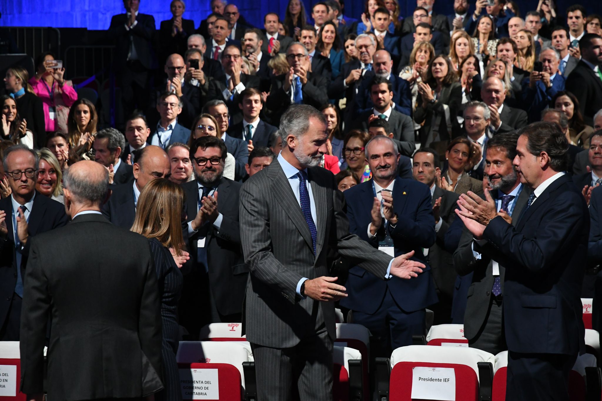 El rey Felipe VI ha presidido este martes la clausura del XXVII Congreso Nacional de la Empresa Familiar celebrado en Santander.