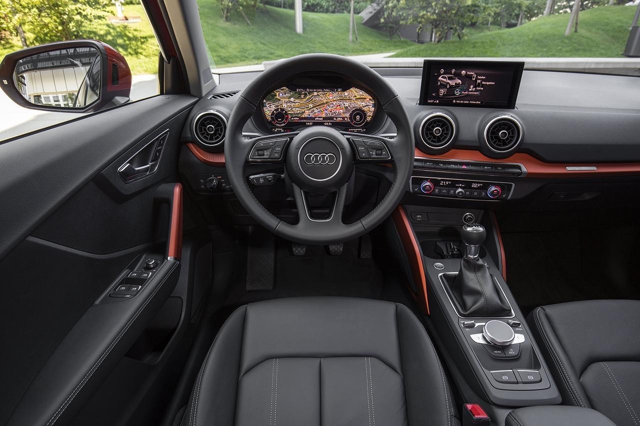 Audi Q2 i