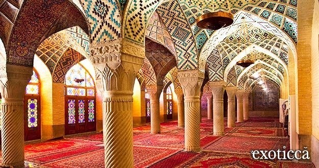 el-confidencial-Contenido-626-329-Hall-of-Nasir-al-Molk-Mosque,-Iran